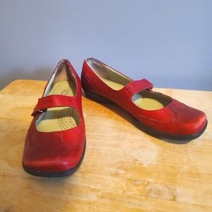 Denver Hayes Red and Black Mary Jane Flats